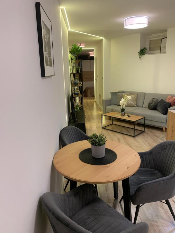 Moderno Apartament Krasków Eksteriør bilde